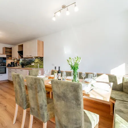 アパート Gruenbichel Hof I